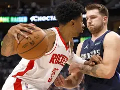 九游下载-离谱！清晨达拉斯独行侠调整名单以备意大利杯波士顿凯尔特人完成体检备战NBA季后赛，集结日皇家马德里调整名单以备欧联的简单介绍